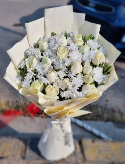 18 White Flowers with White AMP Craze – Elegant White Bouquet for Special Moments