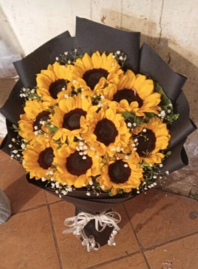 10 bright yellow sunflowers
